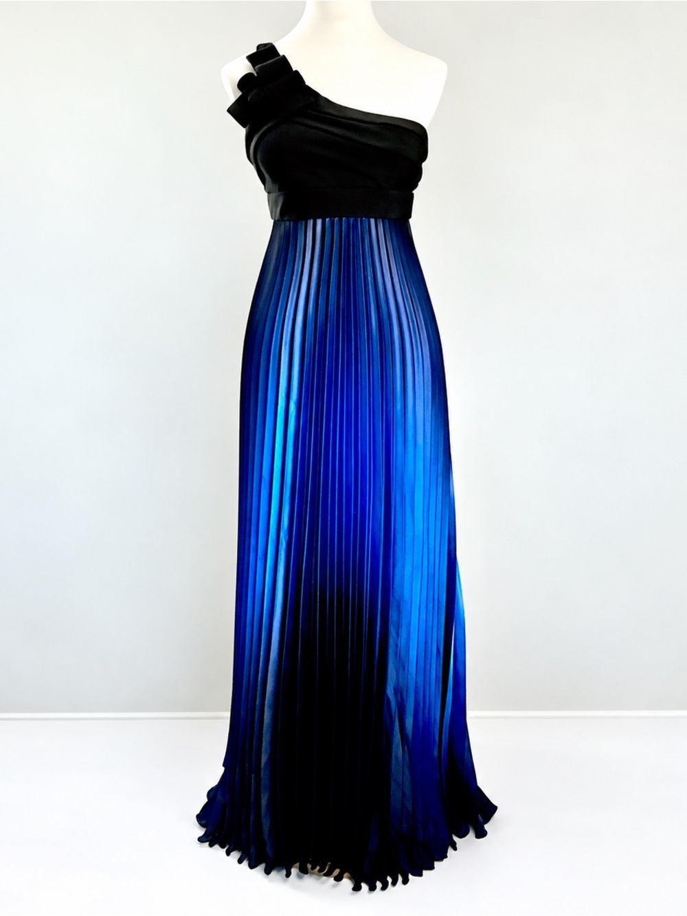 Betsy & Adam One-Shoulder Blue Black Ombré Pleated Gown Size 6